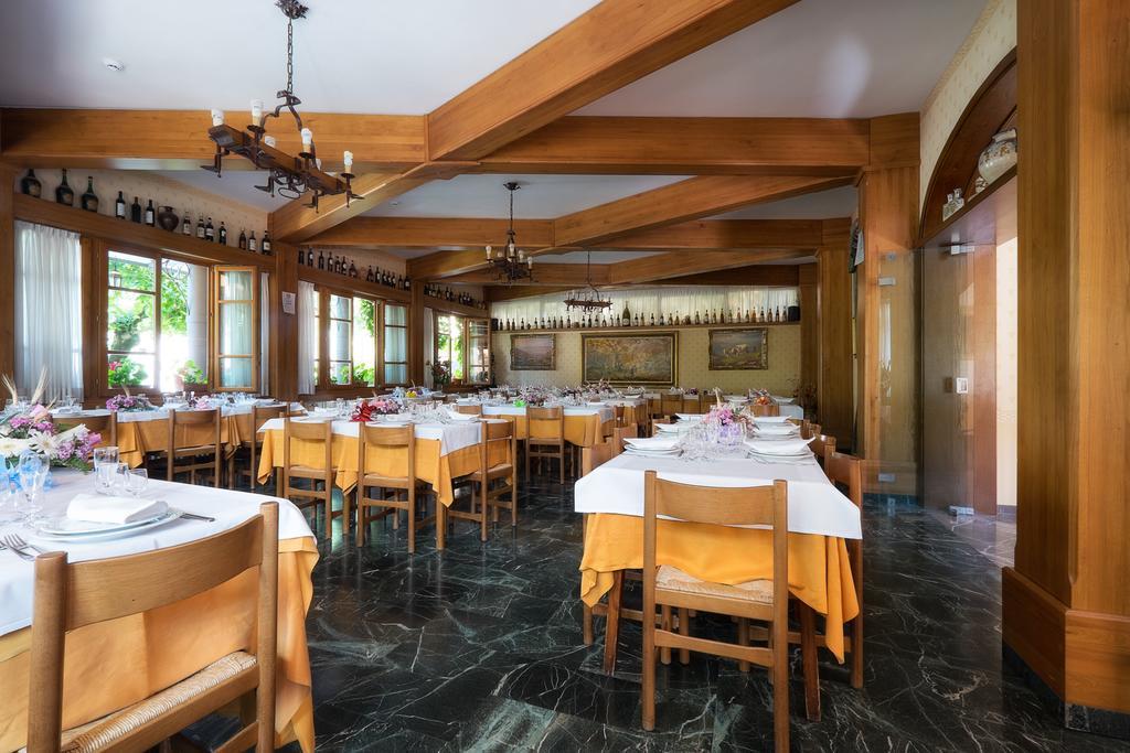 Ronta Hotel La Rosa מראה חיצוני תמונה