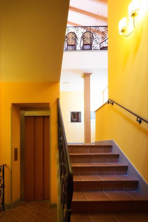 Ronta Hotel La Rosa מראה חיצוני תמונה