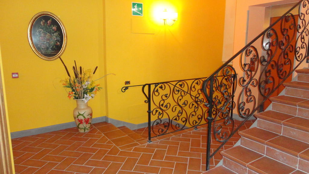 Ronta Hotel La Rosa מראה חיצוני תמונה