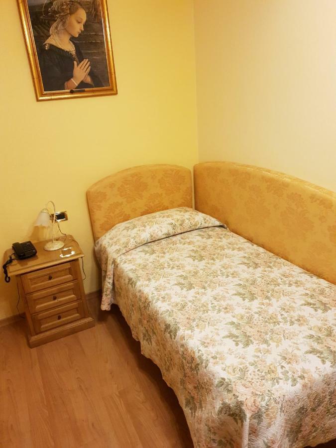 Ronta Hotel La Rosa מראה חיצוני תמונה