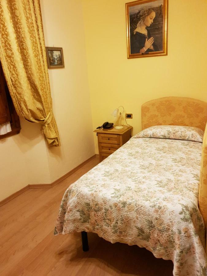 Ronta Hotel La Rosa מראה חיצוני תמונה